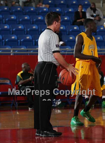 Thumbnail 3 in Madison @ Seguin (Thanksgiving Hoopfest) photogallery.