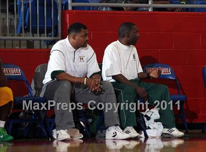 Thumbnail 3 in Madison @ Seguin (Thanksgiving Hoopfest) photogallery.