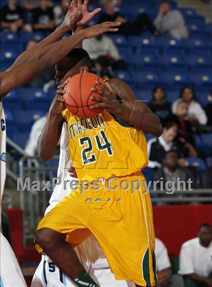 Thumbnail 2 in Madison @ Seguin (Thanksgiving Hoopfest) photogallery.