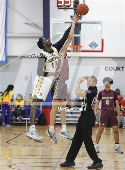 Thumbnail 2 in Dobyns-Bennett @ Montour (Tampa Bay Christmas Invitational) photogallery.