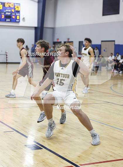 Thumbnail 3 in Dobyns-Bennett @ Montour (Tampa Bay Christmas Invitational) photogallery.