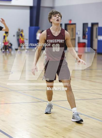 Thumbnail 3 in Dobyns-Bennett @ Montour (Tampa Bay Christmas Invitational) photogallery.