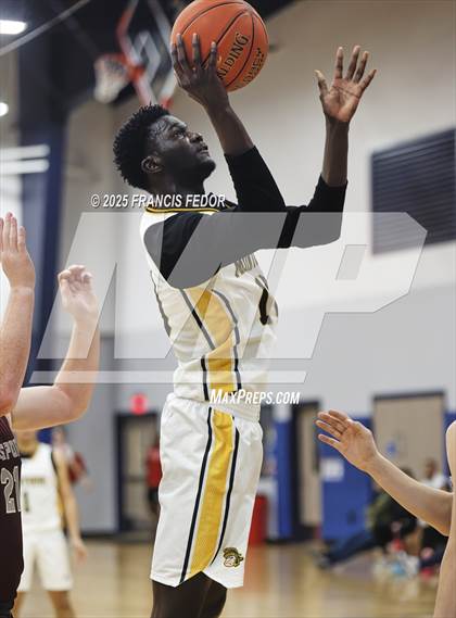 Thumbnail 2 in Dobyns-Bennett @ Montour (Tampa Bay Christmas Invitational) photogallery.