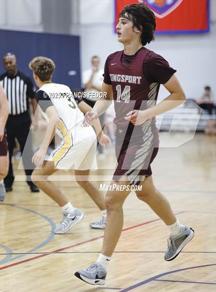 Thumbnail 2 in Dobyns-Bennett @ Montour (Tampa Bay Christmas Invitational) photogallery.