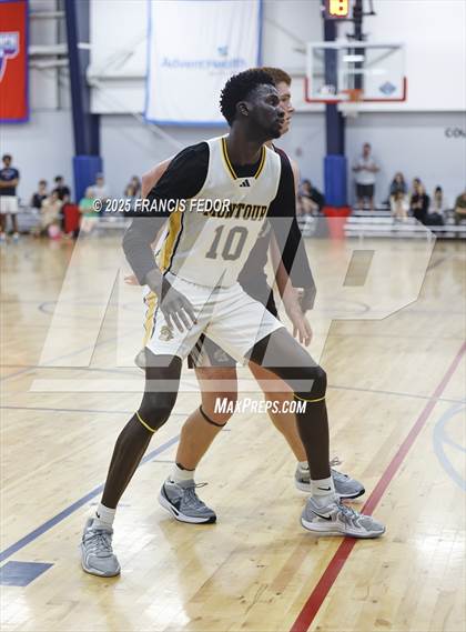 Thumbnail 2 in Dobyns-Bennett @ Montour (Tampa Bay Christmas Invitational) photogallery.