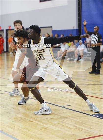 Thumbnail 2 in Dobyns-Bennett @ Montour (Tampa Bay Christmas Invitational) photogallery.