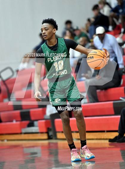 Thumbnail 2 in Lake Howell vs Fleming Island (New Year's Shootout at New Smyrna Beach) photogallery.