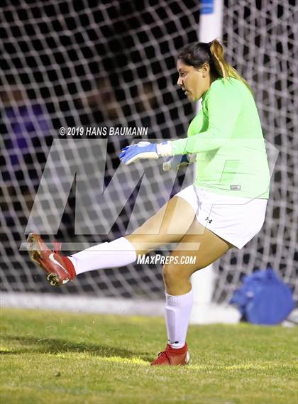 Thumbnail 1 in Douglas vs. Centennial (NIAA 4A Quarter Final) photogallery.