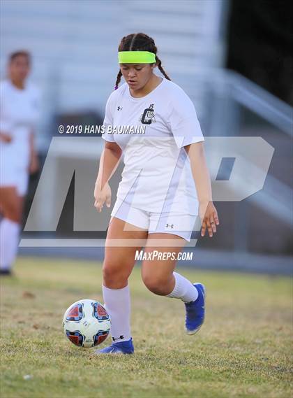 Thumbnail 2 in Douglas vs. Centennial (NIAA 4A Quarter Final) photogallery.