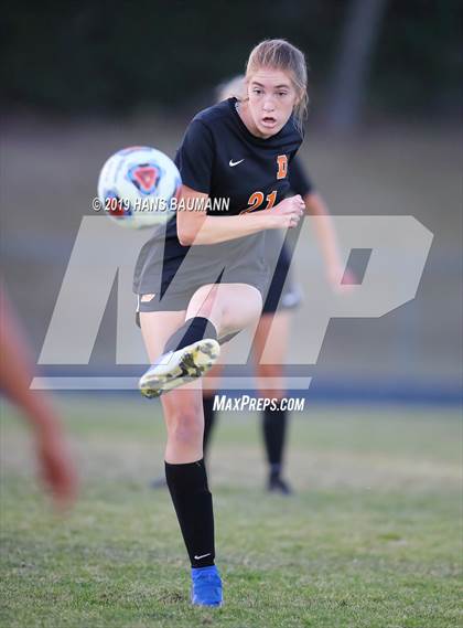 Thumbnail 1 in Douglas vs. Centennial (NIAA 4A Quarter Final) photogallery.