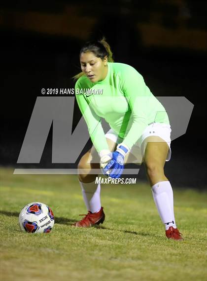 Thumbnail 3 in Douglas vs. Centennial (NIAA 4A Quarter Final) photogallery.