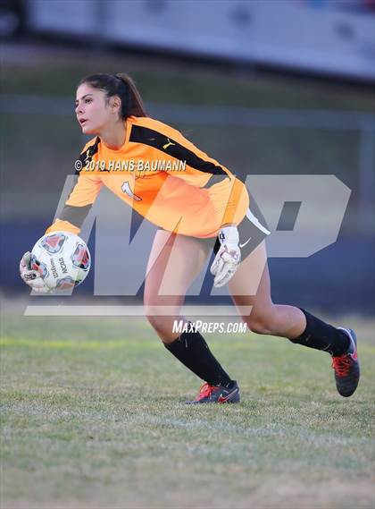 Thumbnail 1 in Douglas vs. Centennial (NIAA 4A Quarter Final) photogallery.