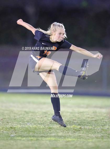 Thumbnail 3 in Douglas vs. Centennial (NIAA 4A Quarter Final) photogallery.