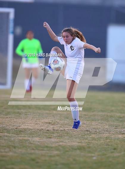 Thumbnail 1 in Douglas vs. Centennial (NIAA 4A Quarter Final) photogallery.