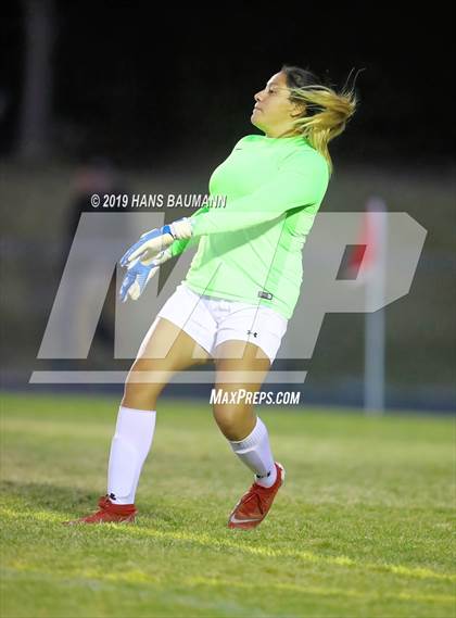 Thumbnail 1 in Douglas vs. Centennial (NIAA 4A Quarter Final) photogallery.