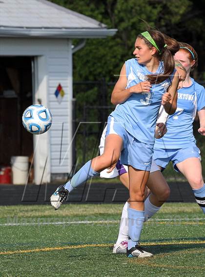 Thumbnail 3 in Yorktown @ Chantilly (VHSL Northern Region Final) photogallery.