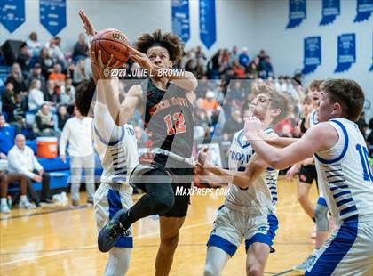 Thumbnail 3 in Beech Grove @ Indianapolis Bishop Chatard photogallery.