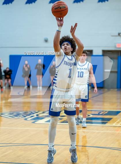 Thumbnail 3 in Beech Grove @ Indianapolis Bishop Chatard photogallery.