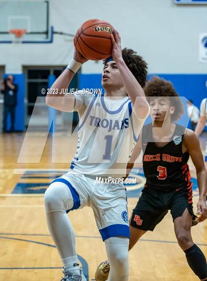 Thumbnail 3 in Beech Grove @ Indianapolis Bishop Chatard photogallery.