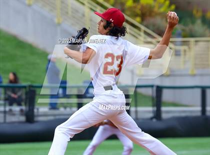 Thumbnail 2 in Oaks Christian vs Calabasas photogallery.