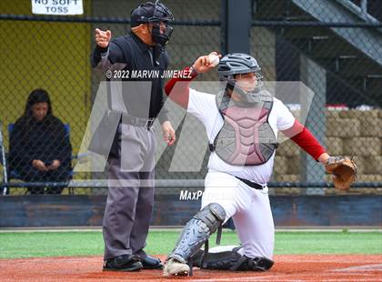 Thumbnail 3 in Oaks Christian vs Calabasas photogallery.