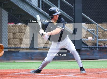 Thumbnail 2 in Oaks Christian vs Calabasas photogallery.