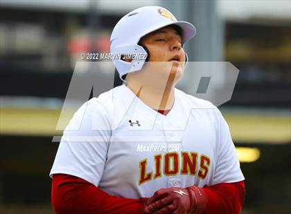 Thumbnail 2 in Oaks Christian vs Calabasas photogallery.
