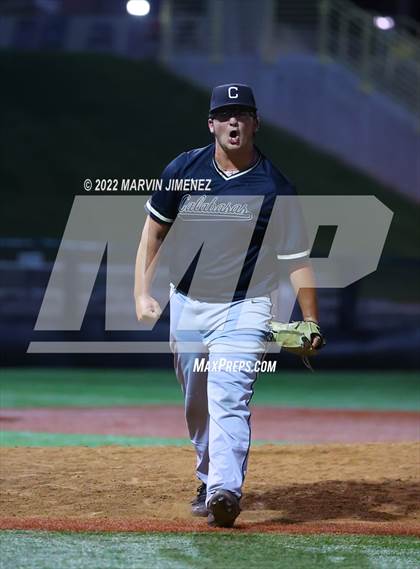 Thumbnail 2 in Oaks Christian vs Calabasas photogallery.