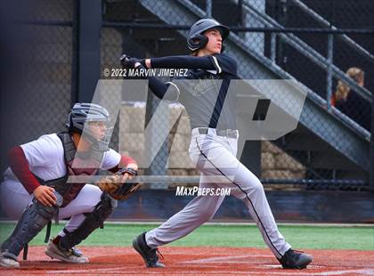Thumbnail 2 in Oaks Christian vs Calabasas photogallery.