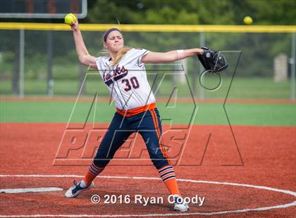 Thumbnail 3 in East @ Olathe East photogallery.
