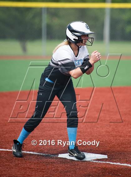 Thumbnail 1 in East @ Olathe East photogallery.