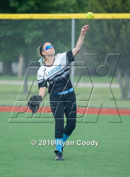 Thumbnail 1 in East @ Olathe East photogallery.