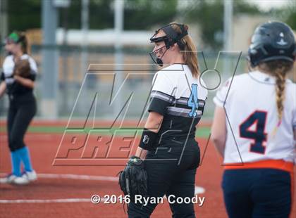 Thumbnail 3 in East @ Olathe East photogallery.