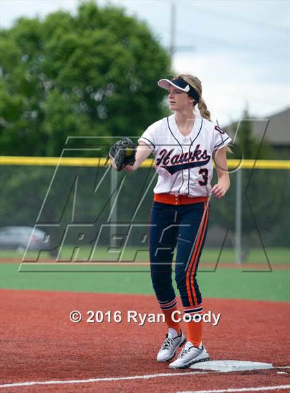 Thumbnail 3 in East @ Olathe East photogallery.