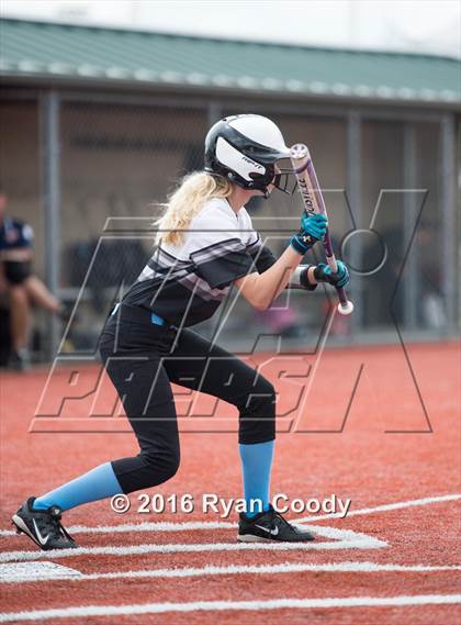 Thumbnail 2 in East @ Olathe East photogallery.