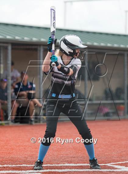 Thumbnail 3 in East @ Olathe East photogallery.