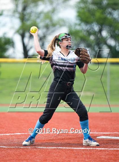 Thumbnail 3 in East @ Olathe East photogallery.
