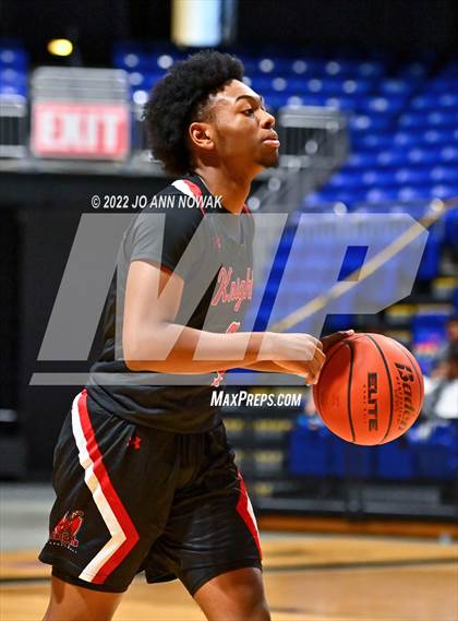 Thumbnail 3 in Klein vs Harker Heights (Houston Methodist Cy-Hoops Invitational) photogallery.