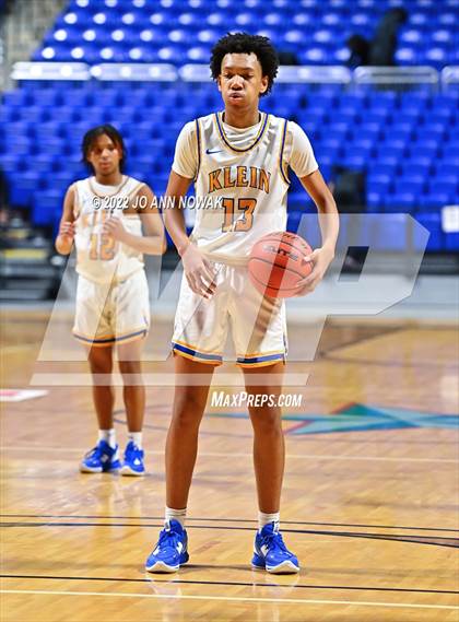 Thumbnail 2 in Klein vs Harker Heights (Houston Methodist Cy-Hoops Invitational) photogallery.