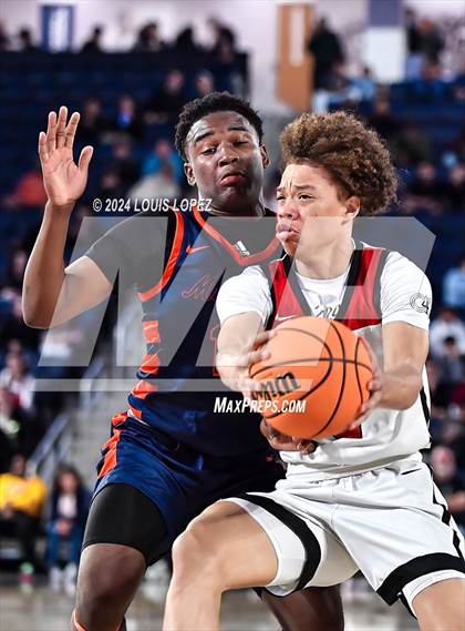 Thumbnail 2 in Roosevelt vs. Harvard-Westlake (CIF SS Open DIV Championship) photogallery.