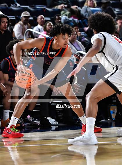 Thumbnail 1 in Roosevelt vs. Harvard-Westlake (CIF SS Open DIV Championship) photogallery.