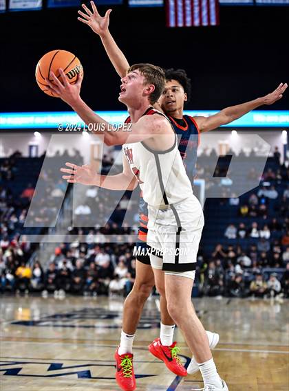 Thumbnail 3 in Roosevelt vs. Harvard-Westlake (CIF SS Open DIV Championship) photogallery.