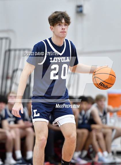 Thumbnail 2 in Loyola vs. Cathedral Catholic (Fr. Barry Christmas Classic) photogallery.