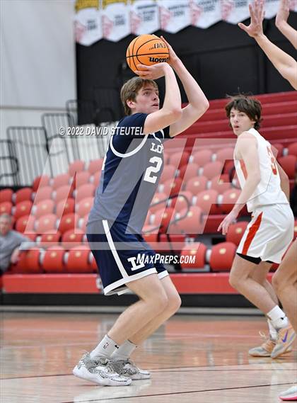 Thumbnail 1 in Loyola vs. Cathedral Catholic (Fr. Barry Christmas Classic) photogallery.
