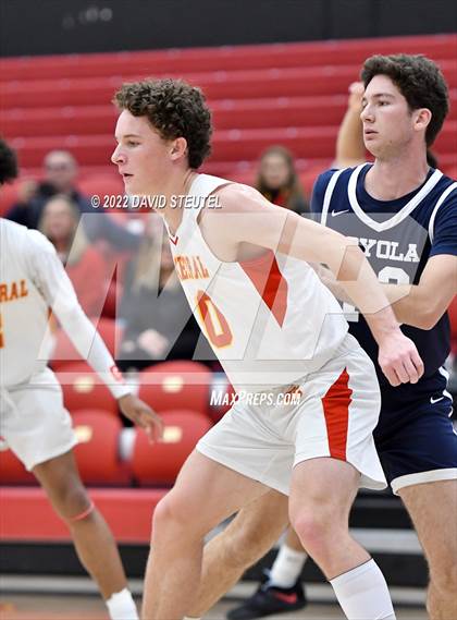 Thumbnail 1 in Loyola vs. Cathedral Catholic (Fr. Barry Christmas Classic) photogallery.