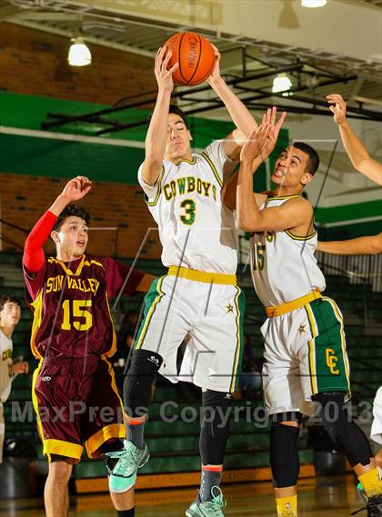 Thumbnail 2 in Sun Valley vs. Canyon (Canyon Classic) photogallery.