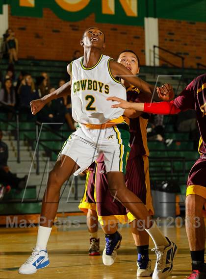 Thumbnail 2 in Sun Valley vs. Canyon (Canyon Classic) photogallery.