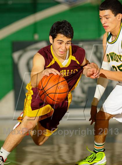 Thumbnail 2 in Sun Valley vs. Canyon (Canyon Classic) photogallery.