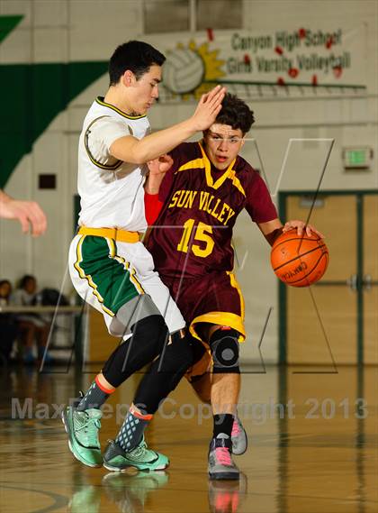 Thumbnail 1 in Sun Valley vs. Canyon (Canyon Classic) photogallery.