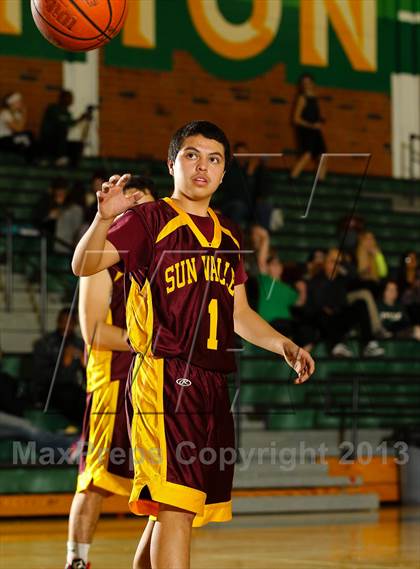 Thumbnail 3 in Sun Valley vs. Canyon (Canyon Classic) photogallery.